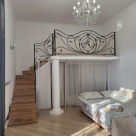 Ferienwohnung Японська 5 Lemberg Exterior foto