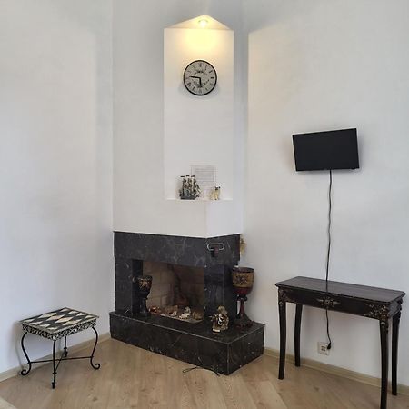 Ferienwohnung Японська 5 Lemberg Exterior foto